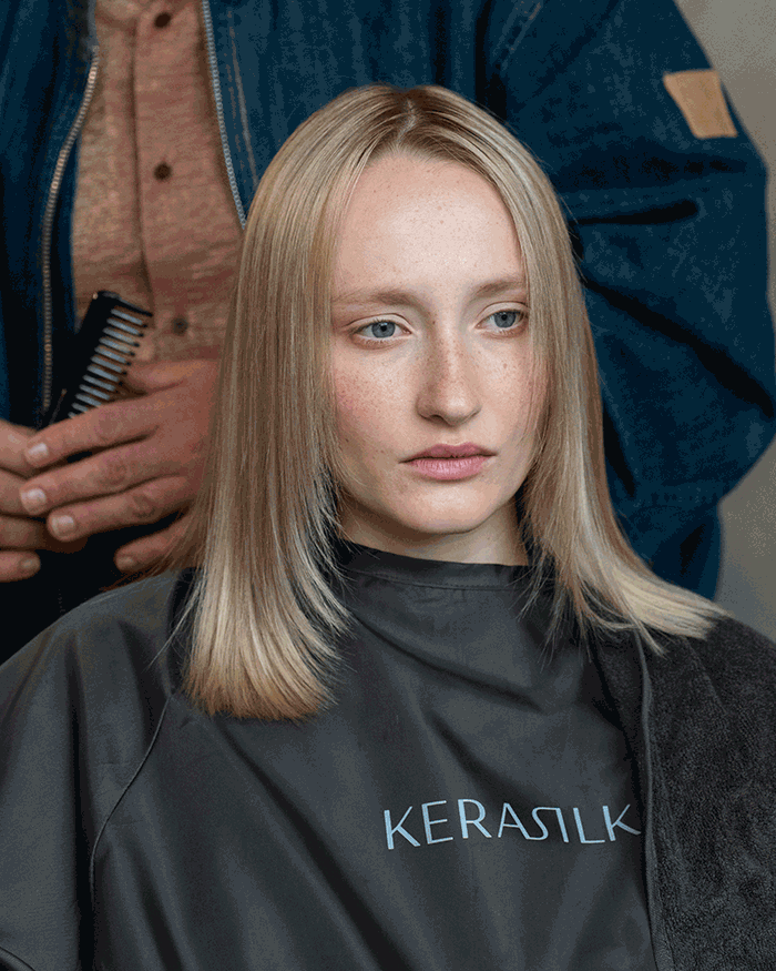Kerasilk Volumen Blow Out Step by Step Anleitung - Model Vorher mit blondem, schulterlangem Haar